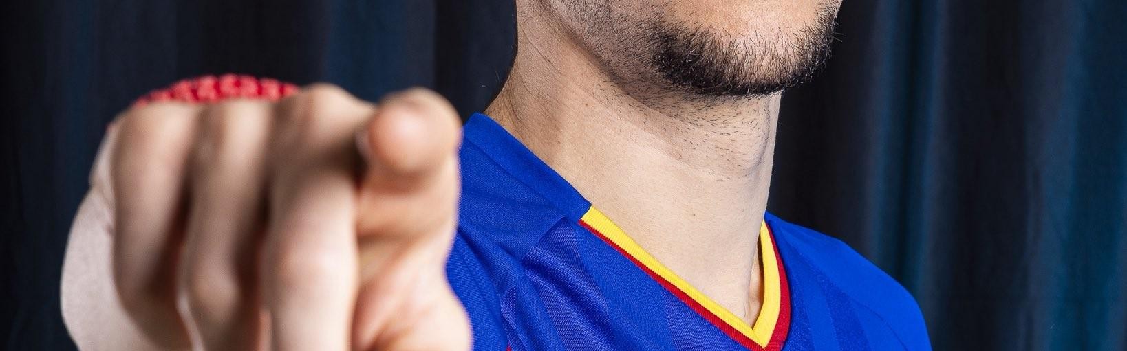 hth在线官网-阿斯赞赫塔费新援：沙巴茨之狼、征服者、混乱艺术家、金左脚